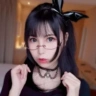 逐月su